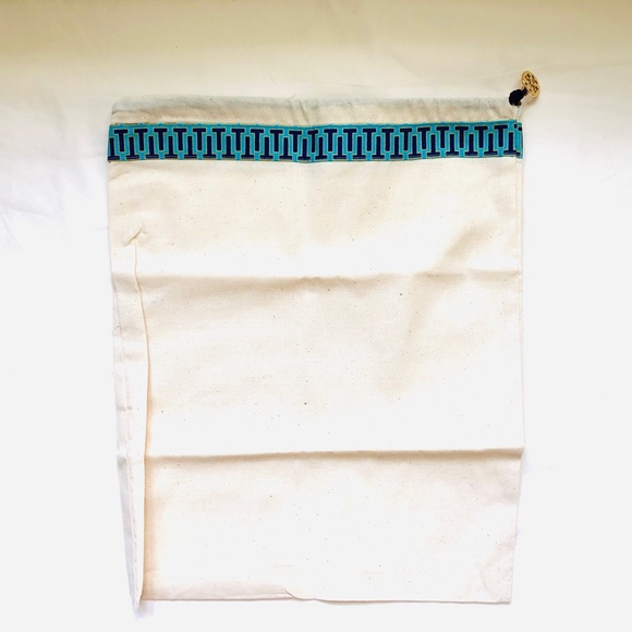 NEW Tory Burch Cotton Drawstring Dust Bag Gold Logo Charm Pouch 15" x 12" M - Picture 3 of 4